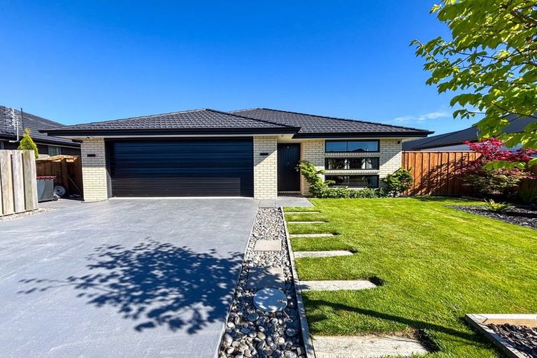 Photo of property in 16 Conailus Street, Halswell, Christchurch, 8025