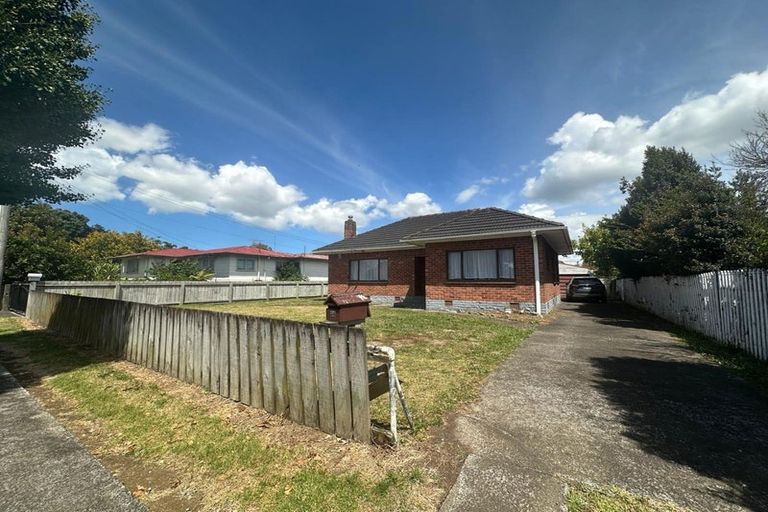 Photo of property in 24a Cleek Road, Mangere East, Auckland, 2024