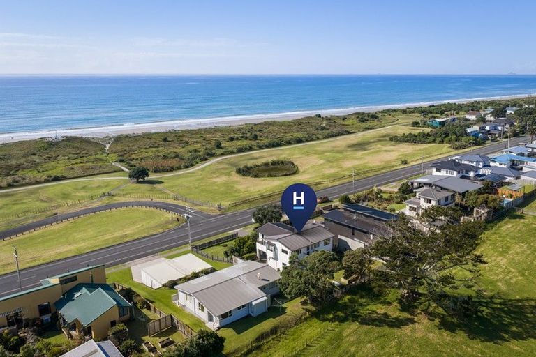 Photo of property in 148 Seaforth Road, Waihi Beach, 3611