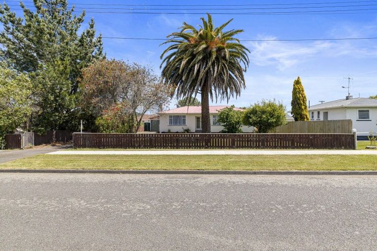 Photo of property in 68 King Street, Marton, 4710