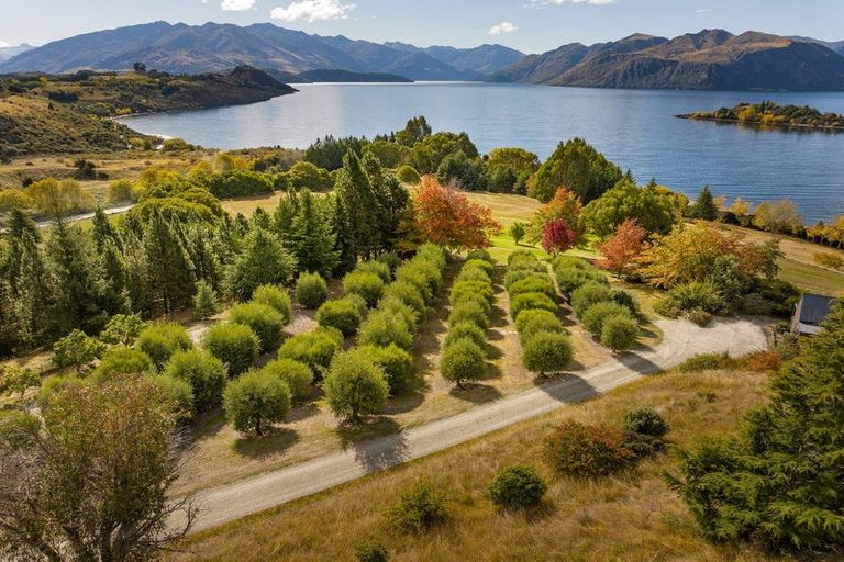 Photo of property in 280 Wanaka-mount Aspiring Road, Wanaka, 9382