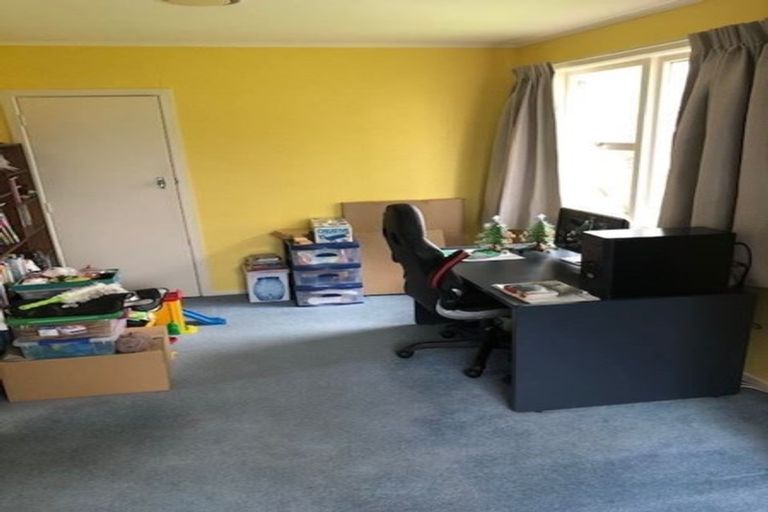 Photo of property in 93 Edgewater Drive, Pakuranga, Auckland, 2010