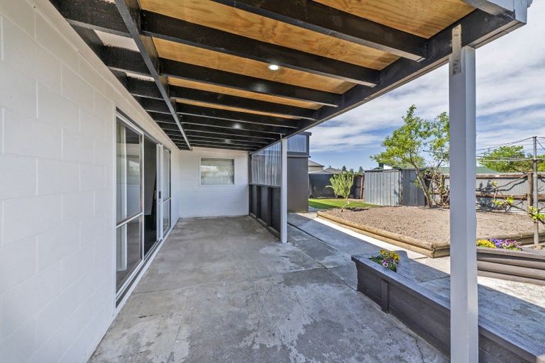 Photo of property in 15 Geddis Street, Rangiora, 7400