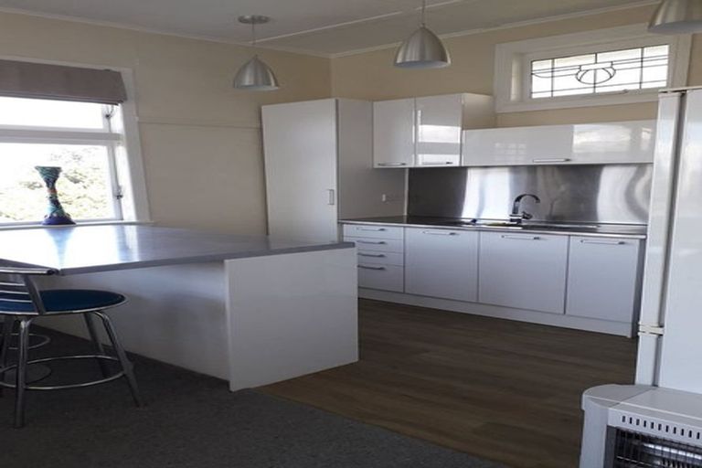 Photo of property in 33 Hornsey Road, Melrose, Wellington, 6023