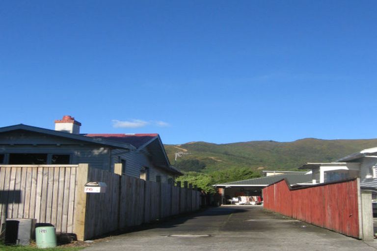 Photo of property in 2/76 Cambridge Terrace, Waterloo, Lower Hutt, 5011