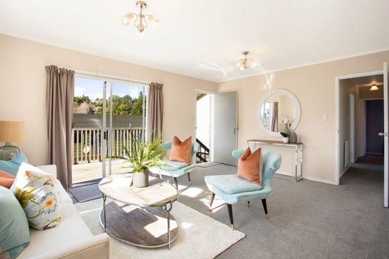 Photo of property in 1/13 Redwing Street, Browns Bay, Auckland, 0630