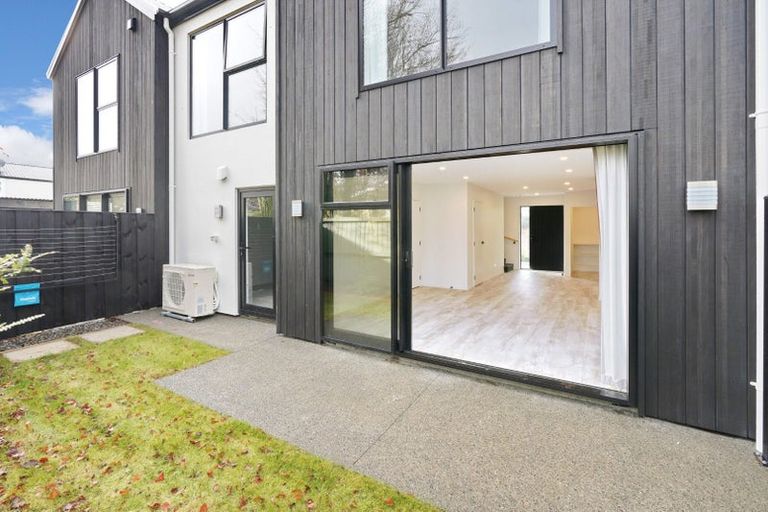 Photo of property in 4/31 Champion Street, Edgeware, Christchurch, 8013