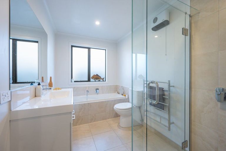 Photo of property in 13 Woolshed Drive, Stoke, Nelson, 7011