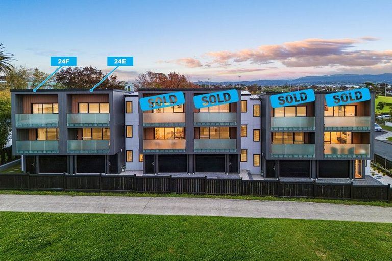 Photo of property in 24f Essex Street, Te Atatu South, Auckland, 0610