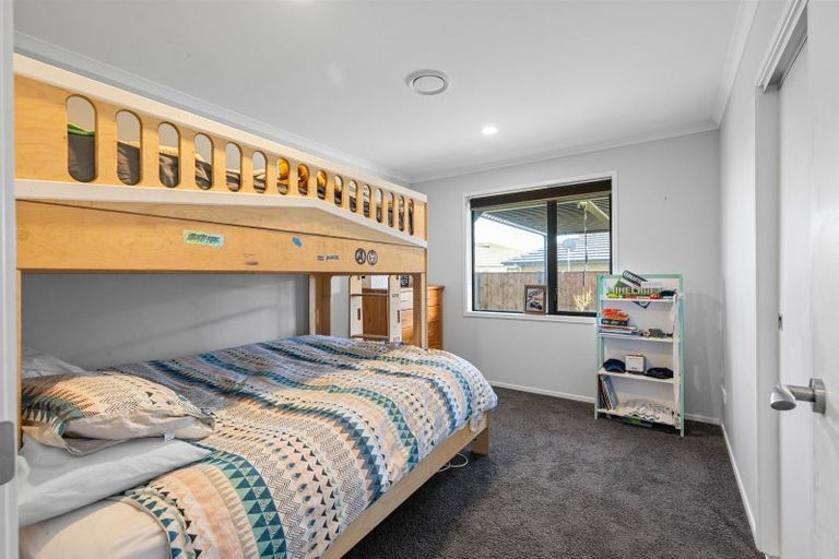 Photo of property in 17 Macdonald Heights, Feilding, 4702