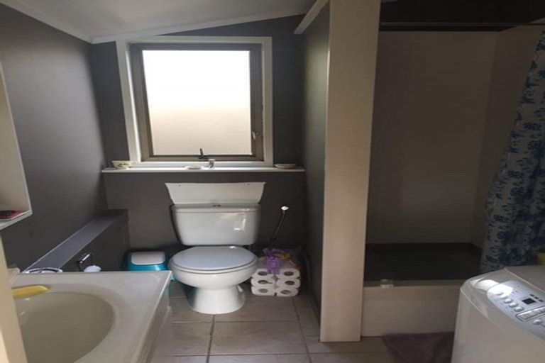 Photo of property in 16 Gerontius Glade, Torbay, Auckland, 0630