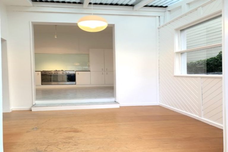 Photo of property in 55 Duncan Terrace, Kilbirnie, Wellington, 6022