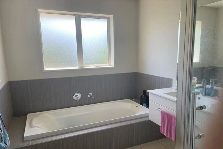 Photo of property in 44i Stonebrook Drive, Rolleston, 7614