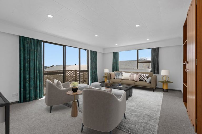 Photo of property in 2/22 Dartmoor Avenue, Westown, New Plymouth, 4310