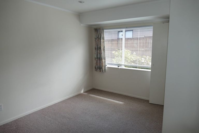 Photo of property in 2/9 Akehurst Avenue, New Lynn, Auckland, 0600