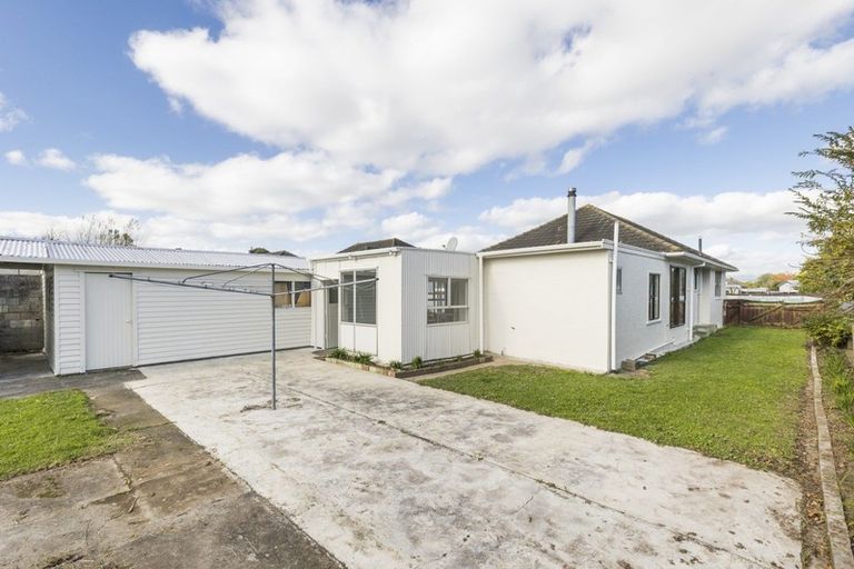 Photo of property in 3 Manchester Street, Takaro, Palmerston North, 4412