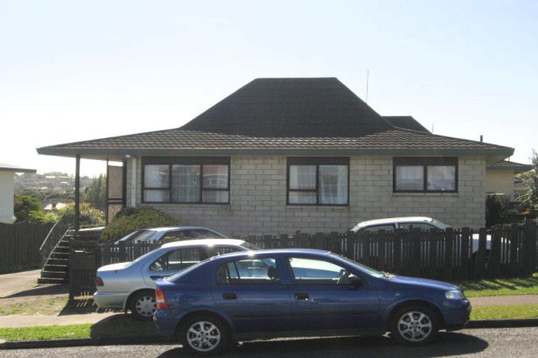 Photo of property in 64b Highland Park Drive, Highland Park, Auckland, 2010