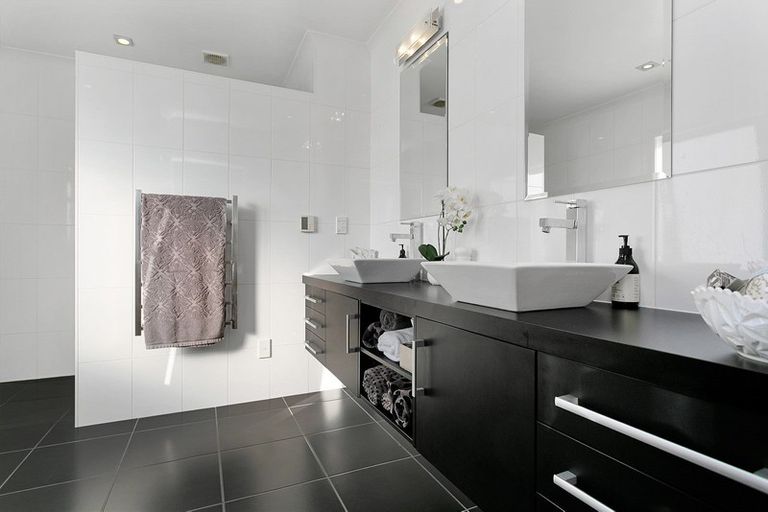 Photo of property in 15 Naomi Place, Cambridge, 3434