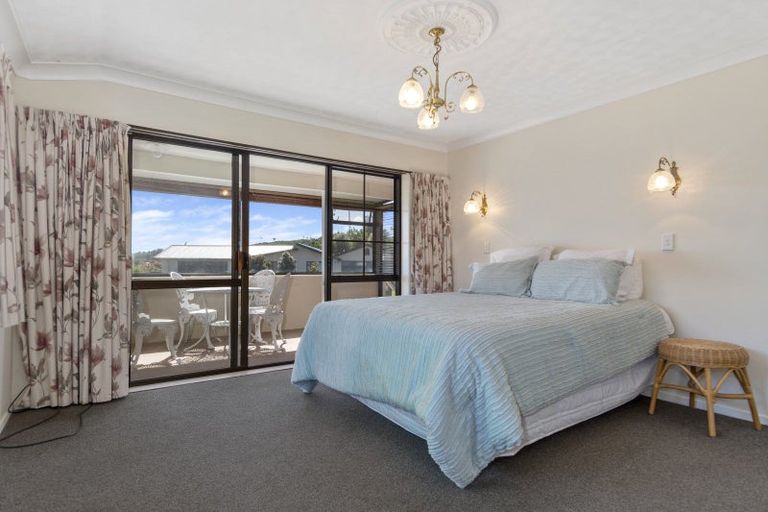 Photo of property in 2a Johnston Place, Welcome Bay, Tauranga, 3112