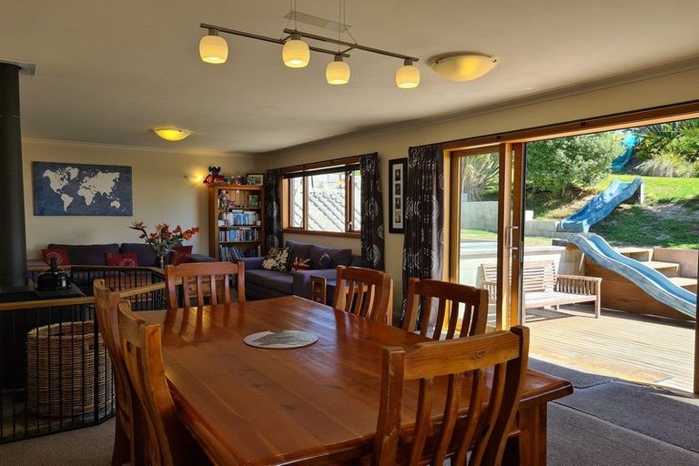 Photo of property in 1 Sams Place, Lake Tekapo, 7999