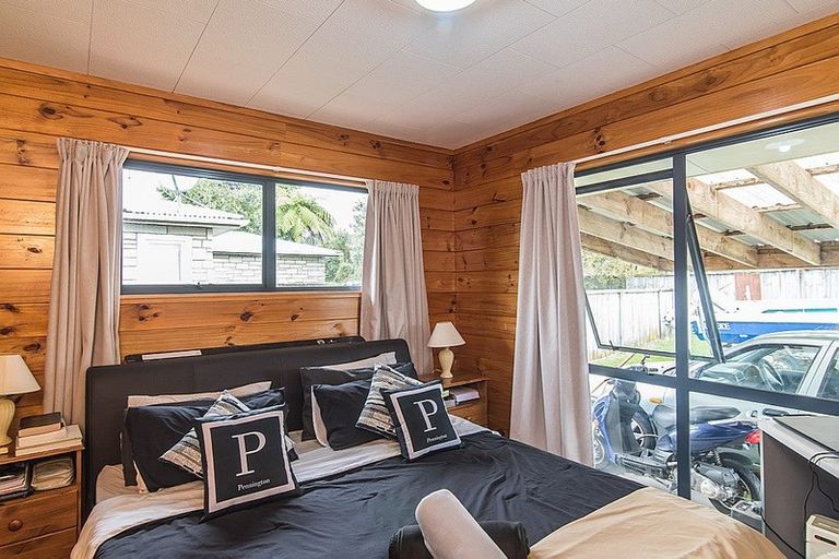 Photo of property in 142 Arawhata Road, Paraparaumu, 5032