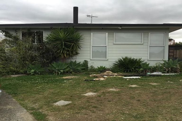 Photo of property in 34 Chesley Place, Half Moon Bay, Auckland, 2012