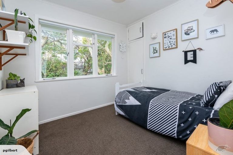 Photo of property in 2/12 Howe Street, Howick, Auckland, 2014