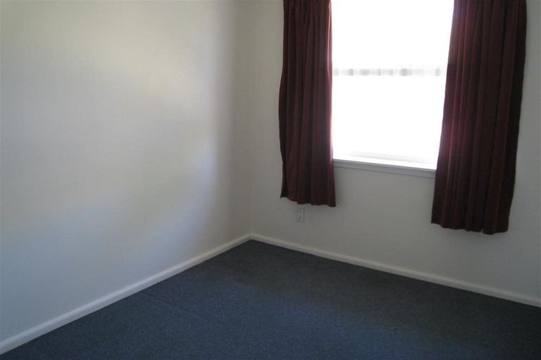 Photo of property in 2/38 North Avon Road, Richmond, Christchurch, 8013