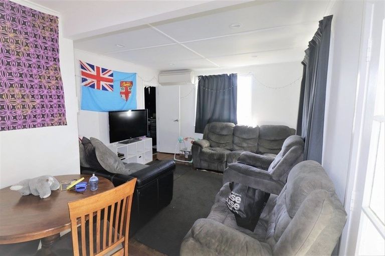 Photo of property in 39 Akatea Street, Gonville, Whanganui, 4501