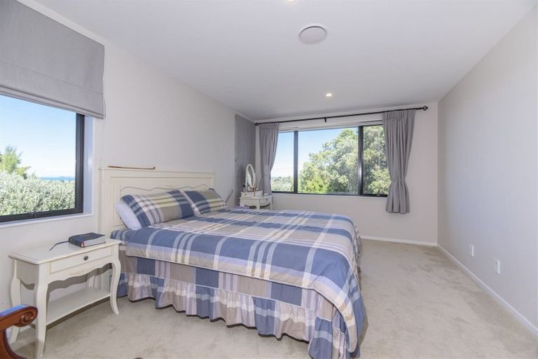 Photo of property in 54a Arran Road, Browns Bay, Auckland, 0630