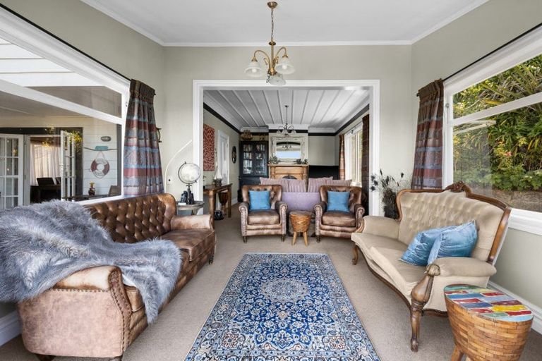 Photo of property in 3 Lucy Road, Bluff Hill, Napier, 4110