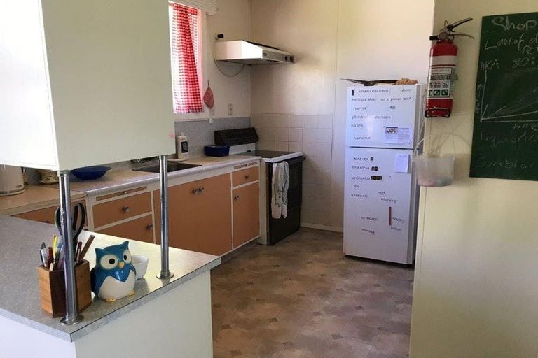 Photo of property in 1/99 Cuba Street, Petone, Lower Hutt, 5012