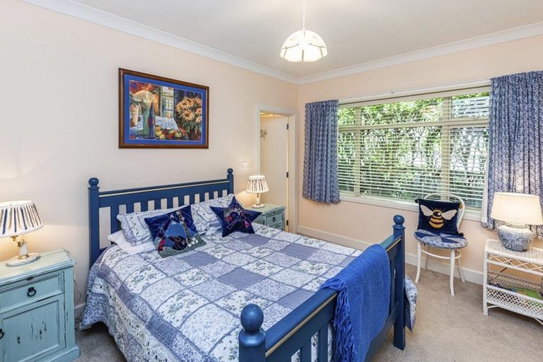 Photo of property in 19 Bowenvale Avenue, Cashmere, Christchurch, 8022