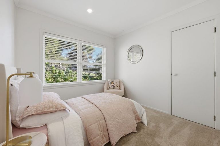 Photo of property in 10 Etherege Place, Howick, Auckland, 2014
