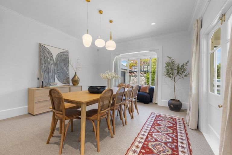 Photo of property in 100 Winchester Street, Merivale, Christchurch, 8014