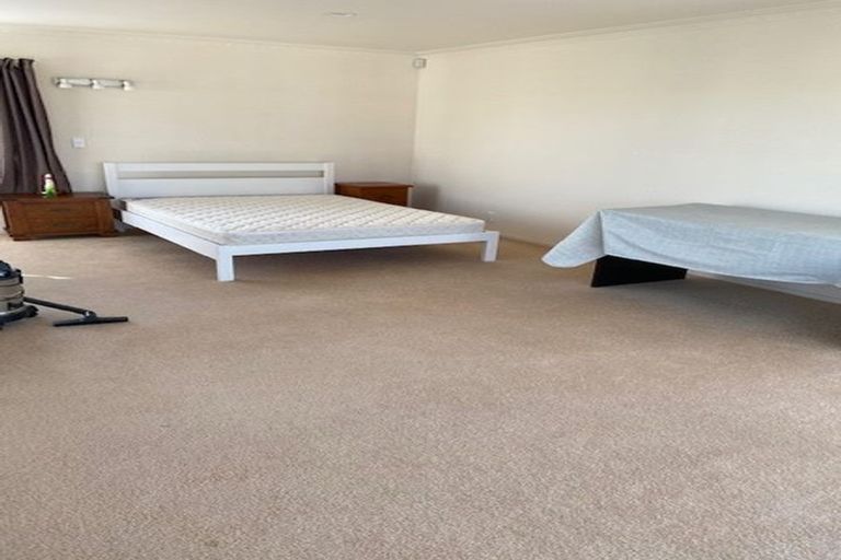 Photo of property in 2/49 Castor Road, Castor Bay, Auckland, 0620