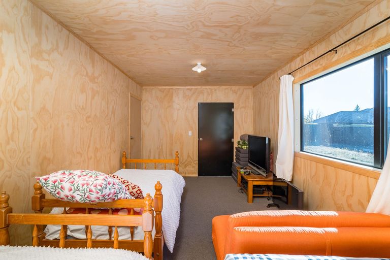 Photo of property in 5 Unwin Place, Twizel, 7901