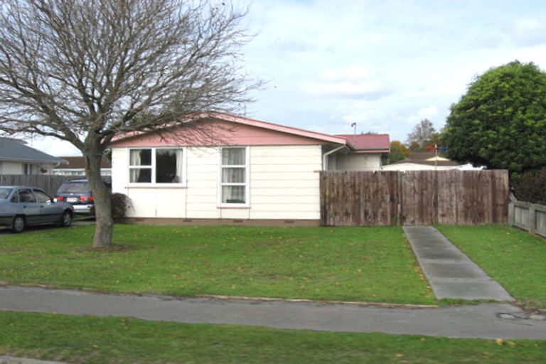 Photo of property in 131 Northcote Road, Northcote, Christchurch, 8052