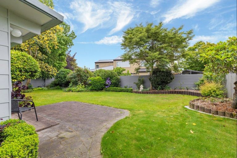 Photo of property in 15 Juliana Place, Awapuni, Palmerston North, 4412