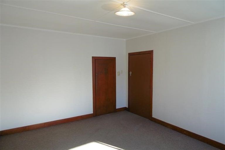 Photo of property in 27 Bulteel Street, New Plymouth, 4310