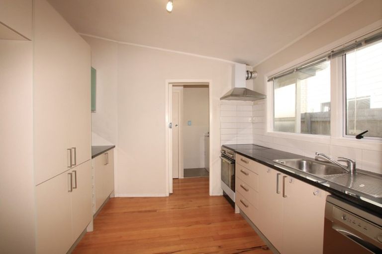 Photo of property in 36 Becroft Drive, Forrest Hill, Auckland, 0620