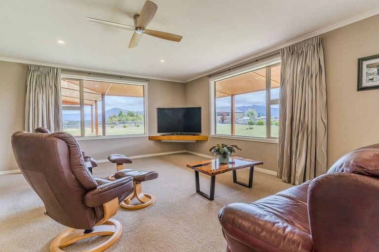 Photo of property in 15 The Drive, Twizel, 7999
