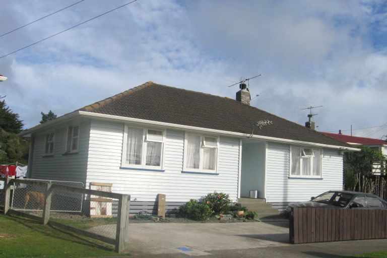 Photo of property in 121 Gear Terrace, Ranui, Porirua, 5024