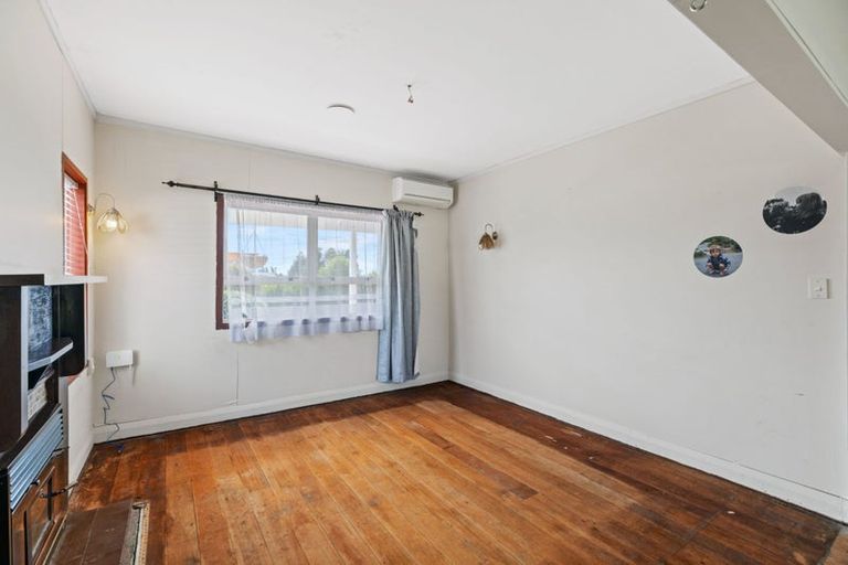 Photo of property in 16 Tauraroa Road, Maungakaramea, Whangarei, 0178