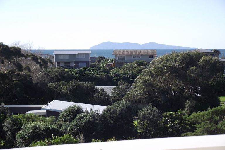 Photo of property in 30 Reo Crescent, Waihi Beach, 3611