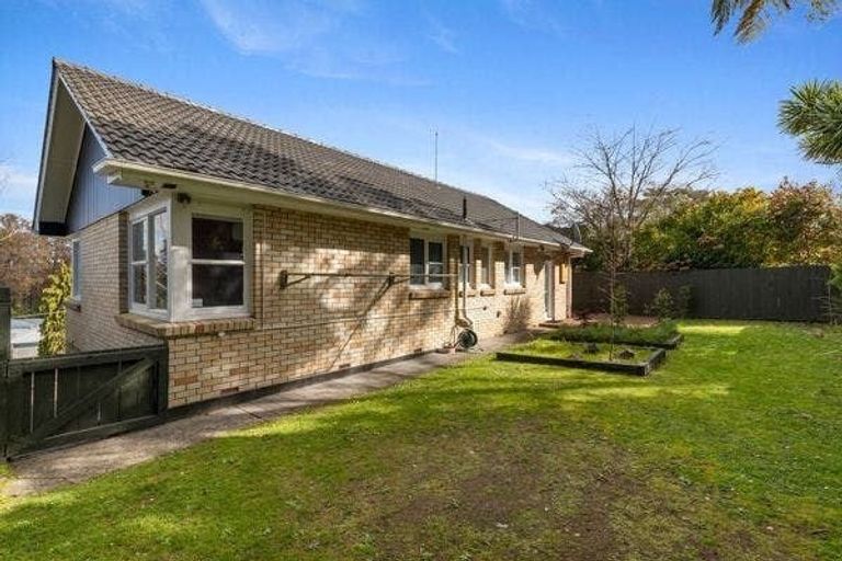 Photo of property in 90 Kawaha Point Road, Kawaha Point, Rotorua, 3010