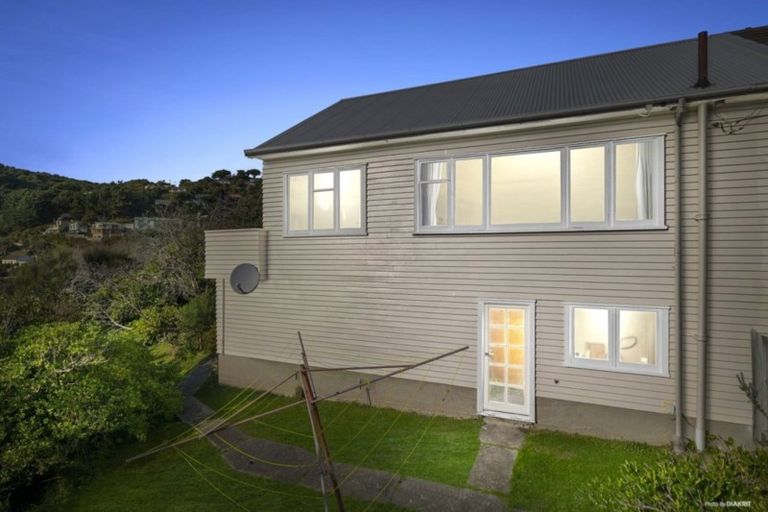 Photo of property in 18 Walden Street, Strathmore Park, Wellington, 6022