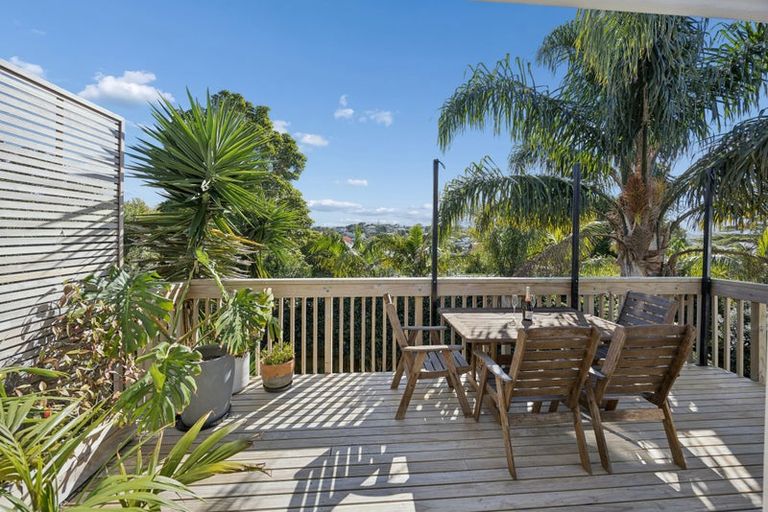 Photo of property in 34 Marlborough Avenue, Glenfield, Auckland, 0629