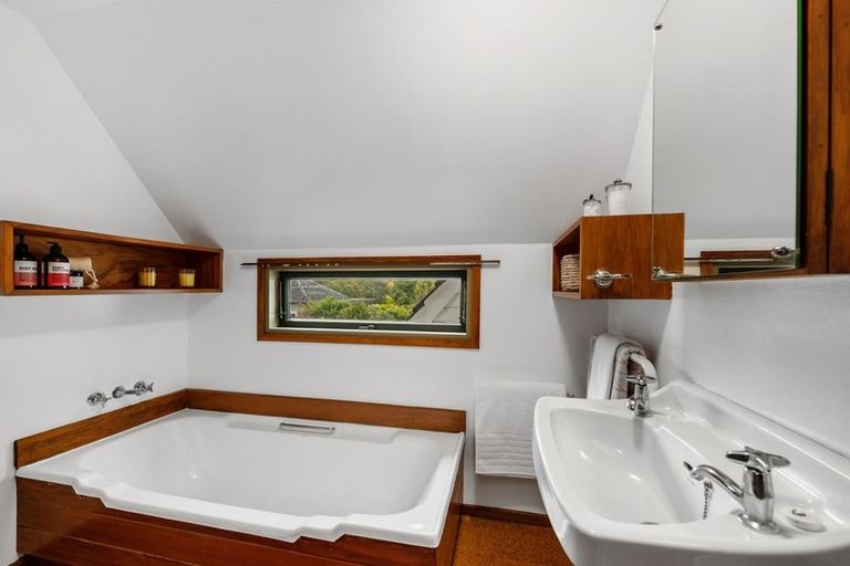 Photo of property in 39a Whitemans Road, Silverstream, Upper Hutt, 5019