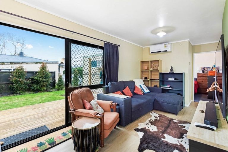 Photo of property in 2/35 Rollerson Street, Papakura, 2110